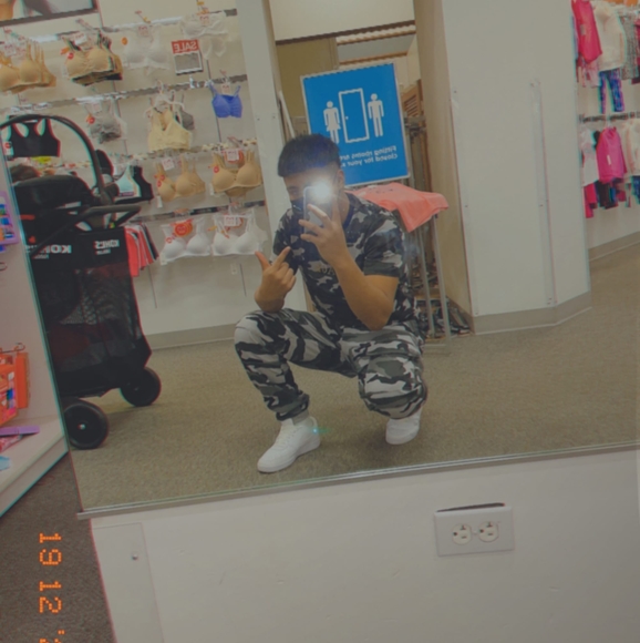 Meet your Posher, Danny - Picture 1 of 1